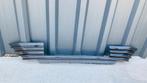 Bumper Grill  Renault megane 4 242534881R Gril Re-21282, Auto-onderdelen, Ophalen of Verzenden, 6 maanden garantie, Gebruikt