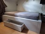 Bed frame met schuif, Huis en Inrichting, Slaapkamer | Bedden, Ophalen, Tweepersoons, Zo goed als nieuw, 200 cm