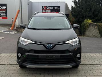 Toyota rav 4 hybride essence disponible aux enchères