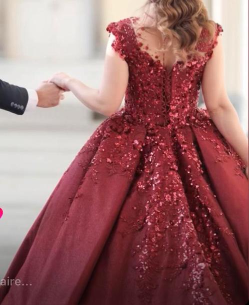 Bourgondische prinsessenjurk, Kleding | Dames, Trouwkleding en Trouwaccessoires, Zo goed als nieuw, Trouwjurk, Rood, Ophalen