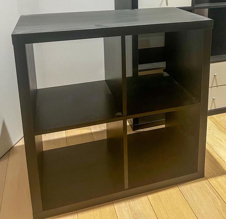 Armoire IKEA KALLAX — Noir (77x77x39 cm), Maison & Meubles, Armoires | Armoires murales, Comme neuf, Enlèvement