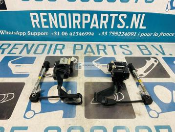 Gordels Volkswagen Passat B8 636199000A 636198900A 3-A43-622 beschikbaar voor biedingen