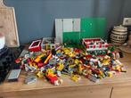 Lego retro - set van stukken, plaquettes en minifiguren, Ophalen of Verzenden, Zo goed als nieuw, Lego