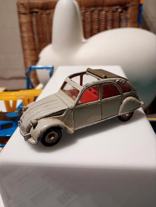 Citroën 2CV, Hobby en Vrije tijd, Modelauto's | 1:43, Gebruikt, Dinky Toys, Ophalen of Verzenden