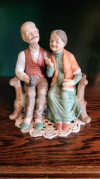 Porseleinen beeldje – ouder koppel op bankje, Ophalen