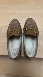 Chaussures 37 et 2 boites, Enlèvement, Porté