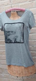 T shirt maat m vero moda, Vêtements | Femmes, T-shirts, Manches courtes, Taille 38/40 (M), Gris, Enlèvement ou Envoi