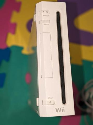 Wii met 2 consoles en 4 spelletjes