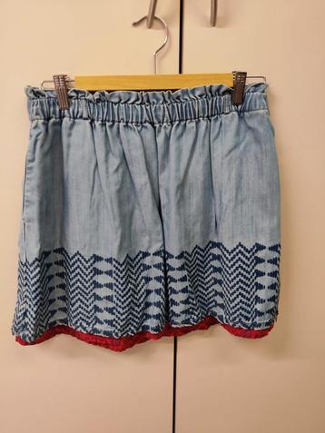 Zomerrokje met leuke print. beschikbaar voor biedingen