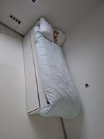 Vihald ikea bed met lattenbodem, Huis en Inrichting, Ophalen, Zo goed als nieuw