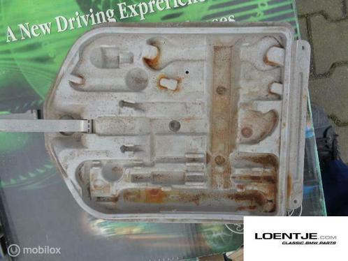 Gereedschapskist BMW e28 520 525 528 etc, Auto-onderdelen, Overige Auto-onderdelen, BMW, Gebruikt, Ophalen of Verzenden