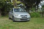Toyota Yaris 5-deurs 1300cc benzine gekeurd vvk carpass, Auto's, Voorwielaandrijving, 4 zetels, 63 kW, 4 cilinders