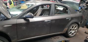 ALFA  159 PORTIEREN LV+LA  MET KLEURCODE BJ 2006 beschikbaar voor biedingen