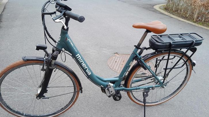 jonge electrische fiets,met mankement., Vélos & Vélomoteurs, Vélos électriques, Comme neuf, 47 à 51 cm, 50 km par batterie ou plus