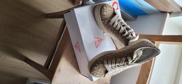 Sneakers Guess neufs 38, Neuf, Guess, Sneakers et Baskets, Brun