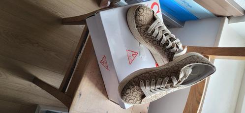 Sneakers Guess neufs 38, Kleding | Dames, Schoenen, Nieuw, Sneakers, Bruin, Ophalen