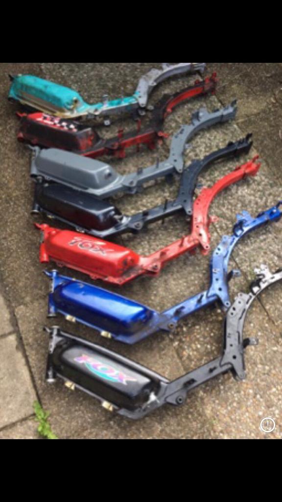 Peugeot fox onderdelen alles liggen!, Fietsen en Brommers, Brommeronderdelen | Scooters, Verzenden