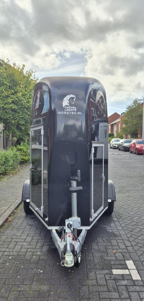 Cheval liberte paardentrailer met pullman vering, Dieren en Toebehoren, Paarden en Pony's | Trailers en Aanhangwagens, Zo goed als nieuw