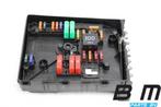 Zekeringkast in motorruimte VW Touran 1T 1K0937125A, Autos : Pièces & Accessoires, Électronique & Câbles, Utilisé
