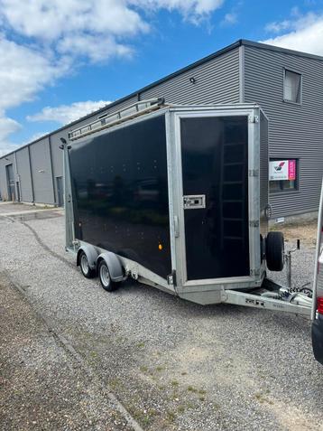 Ifor Williams BV126 gesloten aanhangwagen beschikbaar voor biedingen