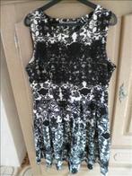 FAS kleed maat 42 / T 3, Kleding | Dames, Ophalen of Verzenden, Zo goed als nieuw, Maat 42/44 (L), Overige kleuren