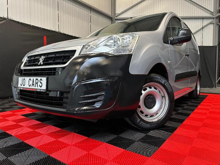 Peugeot Partner 1.6 Diesel/Camera/Parrot/Airco/Trekhaak/, Auto's, Peugeot, Bedrijf, Te koop, Partner, ABS, Achteruitrijcamera