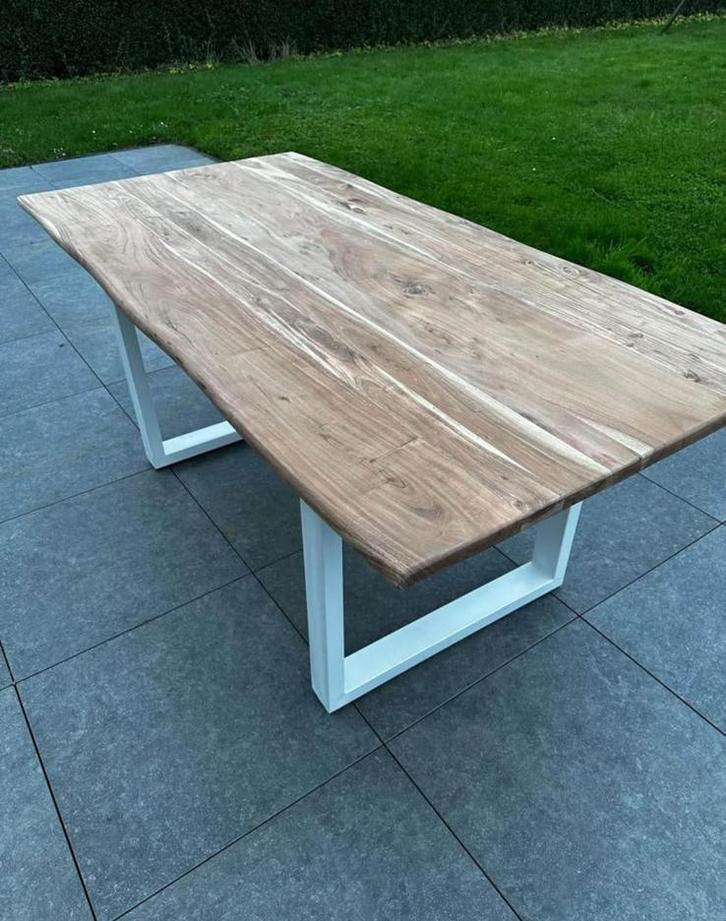 Table en bois massif d’Acacia 180cm (neuve), Maison & Meubles, Tables | Tables à manger, Comme neuf, Métal, Enlèvement ou Envoi