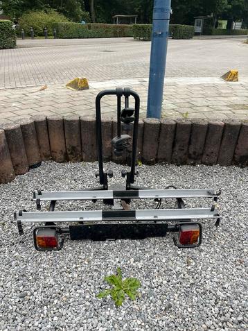Fietsen drager beschikbaar voor biedingen
