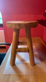 Stevig en stoer krukje met 4 poten, Huis en Inrichting, Ophalen, Zo goed als nieuw