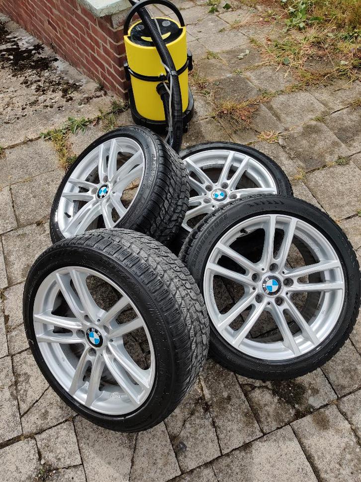 Jantes BMW 17" kit hiver (pneu à changer), Autos : Pièces & Accessoires, Pneus & Jantes, Jante(s), Pneus hiver, 17 pouces, 225 mm