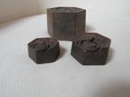 Antieke Franse zeshoekige gietijzeren gewichten, Hectog.+ Kg, Antiek en Kunst, Ophalen of Verzenden