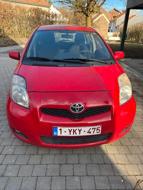 Toyota Yaris 1.0i+VVT-i+London, Auto's, Toyota, Particulier, Yaris, ABS, Airbags, Airconditioning, Bluetooth, Centrale vergrendeling