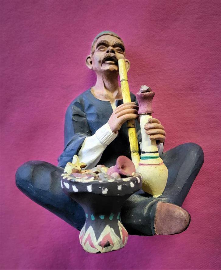 3 Egyptische en Chinese terracotta beeldjes, Antiek en Kunst, Antiek | Keramiek en Aardewerk, Verzenden