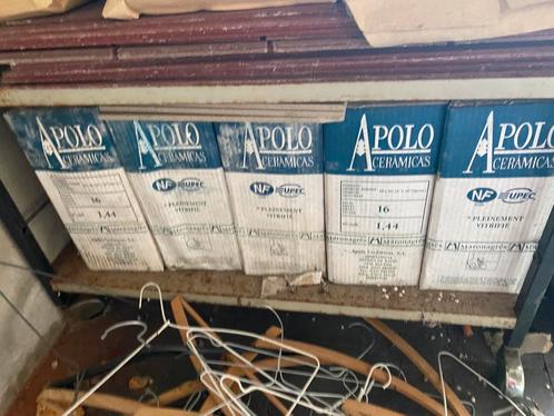 5 pakken Apolo Cerâmicas beige vloertegels – Nieuw!, Doe-het-zelf en Bouw, Tegels, Nieuw, Vloertegels, Keramiek, 20 tot 40 cm