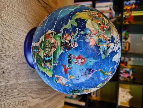 Disney & Ravensburger 3D puzzle Wereldbol, Kinderen en Baby's, Speelgoed | Kinderpuzzels, Zo goed als nieuw, 6 jaar of ouder, Meer dan 50 stukjes