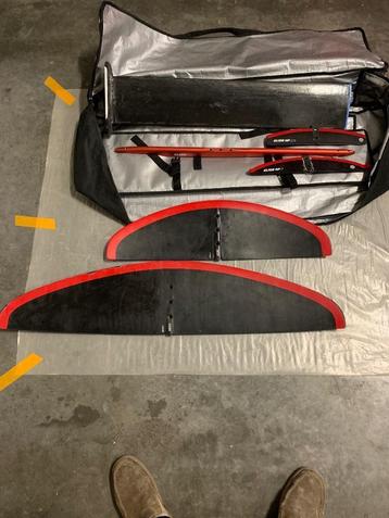 Wingfoil Neilpryde Glide, Enlèvement, Utilisé, Ensemble de planche à voile