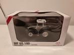 Massey Ferguson 6S.180 Zwart Universal Hobbies, Hobby en Vrije tijd, Ophalen of Verzenden, Nieuw, Tractor of Landbouw, Universal Hobbies