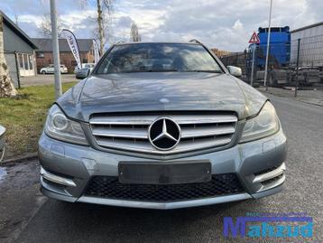 MERCEDES W204 Groen 779 voorkop 2011-2013 beschikbaar voor biedingen
