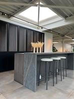 Toonzaalkeuken, Enlèvement, Neuf, Noir, Cuisine à mur double