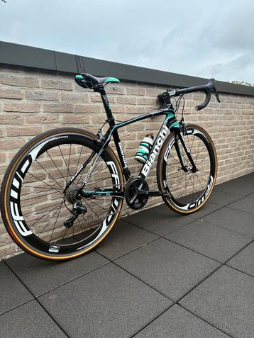 Biancki Infinito cv beschikbaar voor biedingen