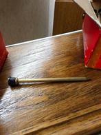 Platte kop tips om hout aan ijzer of beton te bevestigen., Doe-het-zelf en Bouw, Ophalen of Verzenden