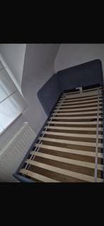 1 persoonsbed zonder matras, Huis en Inrichting, Slaapkamer | Bedden, Ophalen