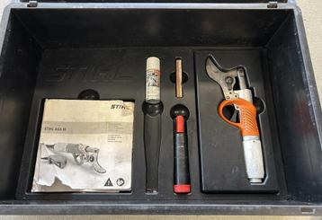 Stihl ASA 85 accu takkenschaar/accusnoeischaar gebruikt beschikbaar voor biedingen