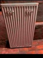 2 radiatoren, Doe-het-zelf en Bouw, Verwarming en Radiatoren, Ophalen, Zo goed als nieuw
