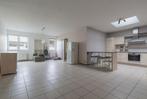 Appartement à louer à Ham-Sur-Sambre, 2 chambres, Appartement, 301 kWh/m²/jaar, 2 kamers