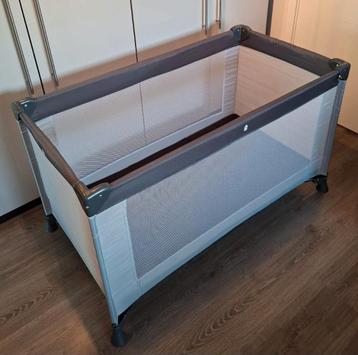 Reisbed met matras te koop  beschikbaar voor biedingen