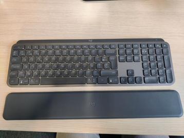 Logitech mx keys s AZERTY belge  beschikbaar voor biedingen