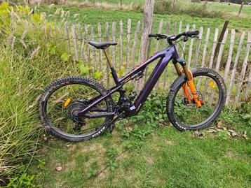 Moustache Game 160.9 launch edition beschikbaar voor biedingen