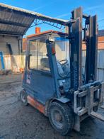 Clarck Toyota, Enlèvement, Chariot élévateur