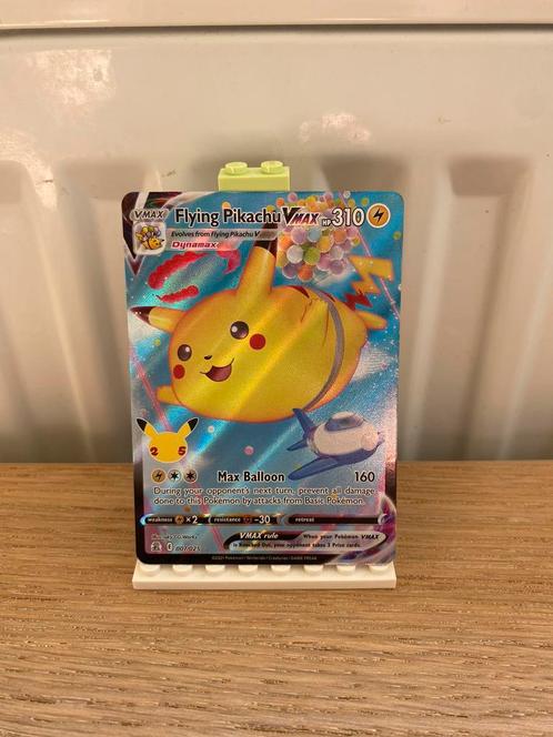 Flying Pikachu Vmax 007/025 - Pokemon kaart, Hobby en Vrije tijd, Verzamelkaartspellen | Pokémon, Nieuw, Losse kaart, Foil, Ophalen of Verzenden